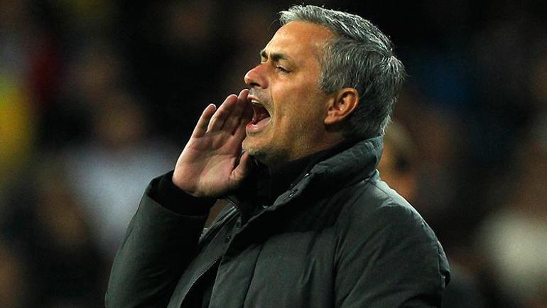 mourinhonun-pesini-birakmayan-penalti-laneti-12-macta-10-sefer-kaybetti-1-5WShjEYb Mourınho'nun peşini bırakmayan penaltı laneti! 12 maçta 10 sefer kaybetti